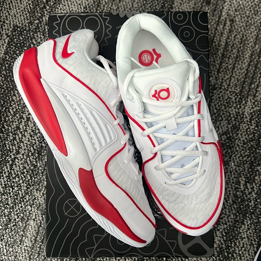 Brand New Nike KD Basketball Shoes